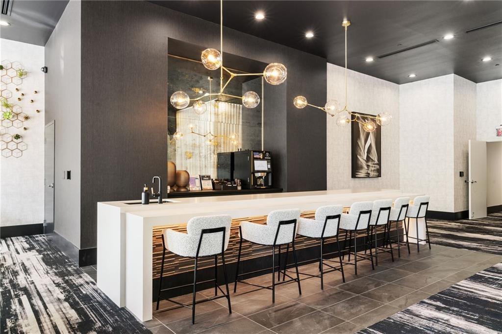 3324 Peachtree Road NE 1115