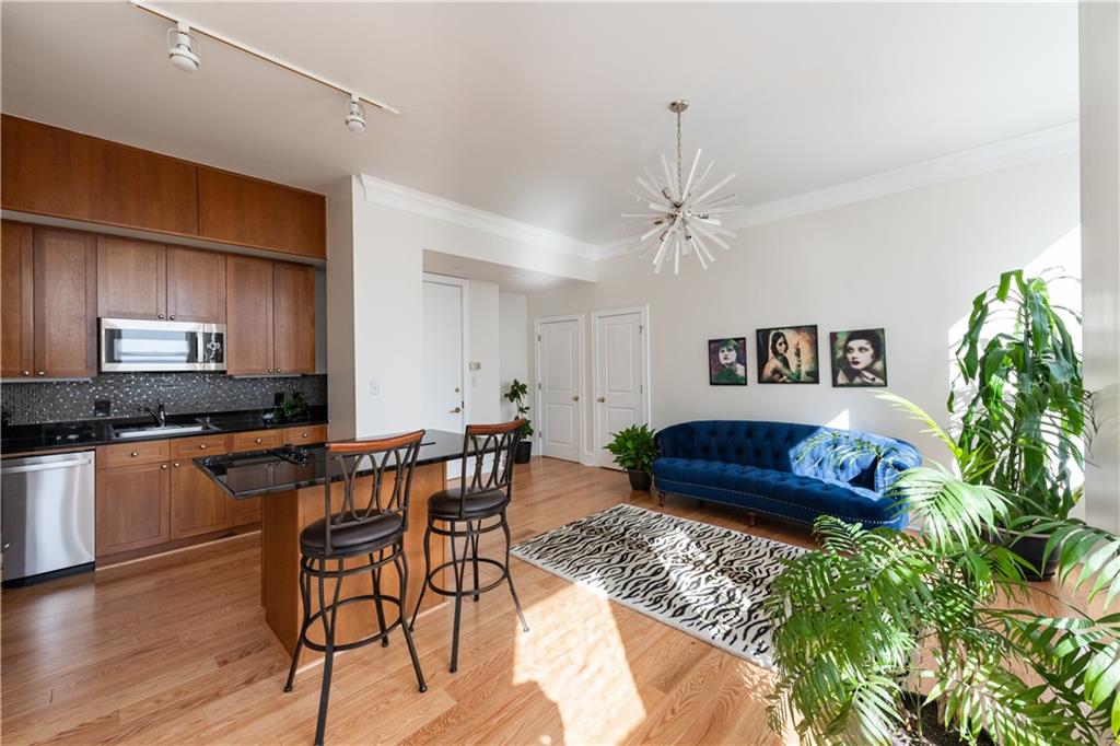 57 Forsyth Street NW 10H