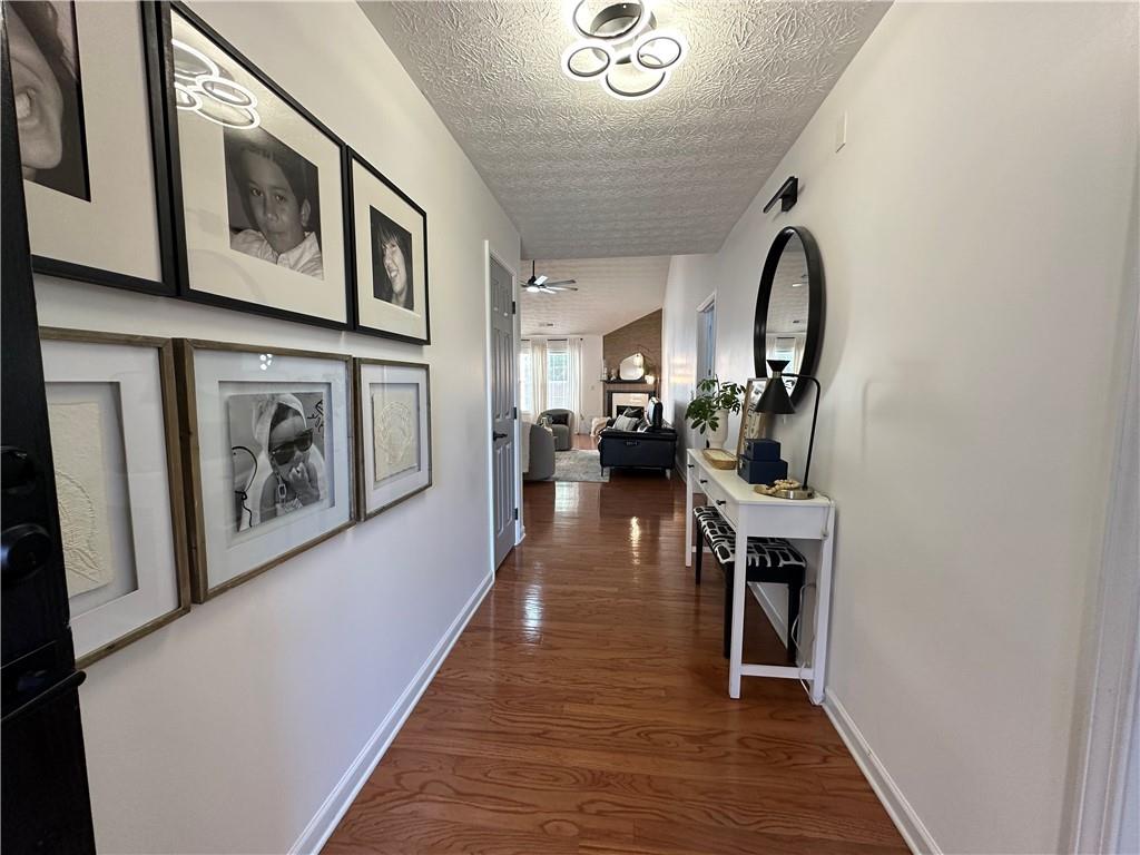 954 Village View Circle