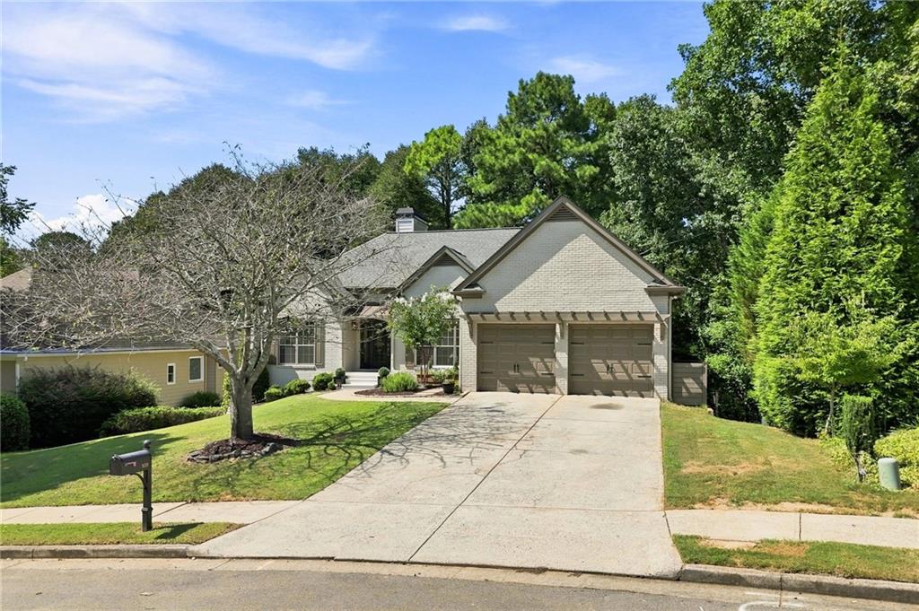 520 Chestnut Walk