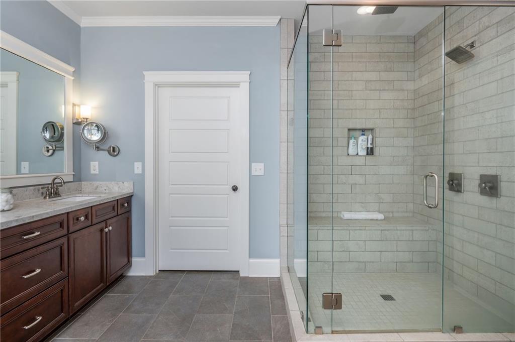 Stone Gate Manor - Residential