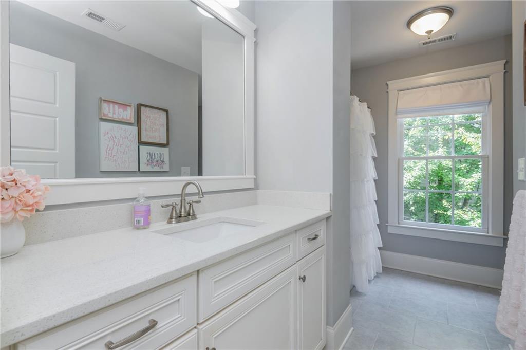 Stone Gate Manor - Residential