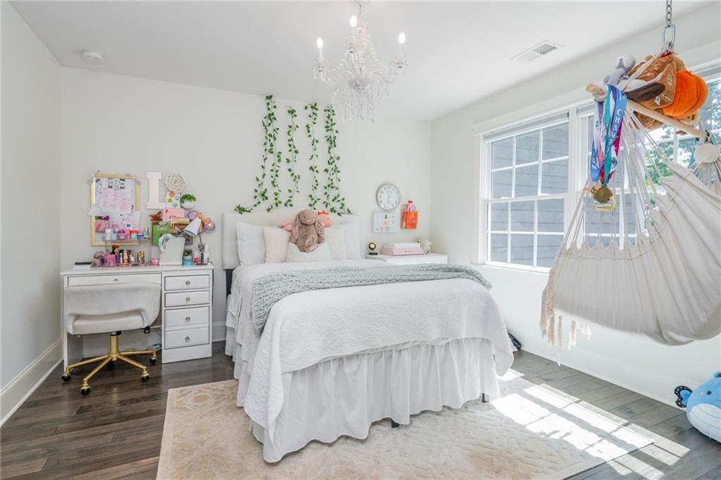 Stone Gate Manor - Residential