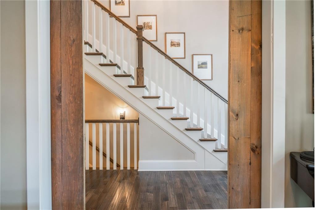 Stone Gate Manor - Residential