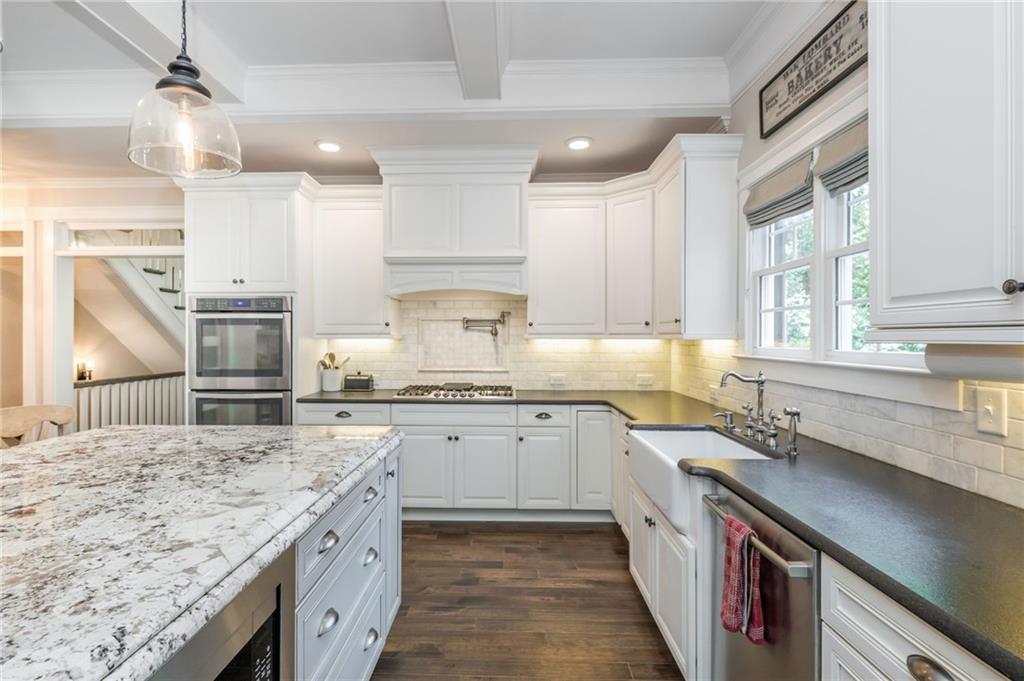 Stone Gate Manor - Residential