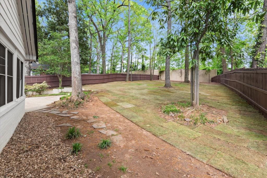 3915 Ivy Road, Atlanta, Georgia image 36
