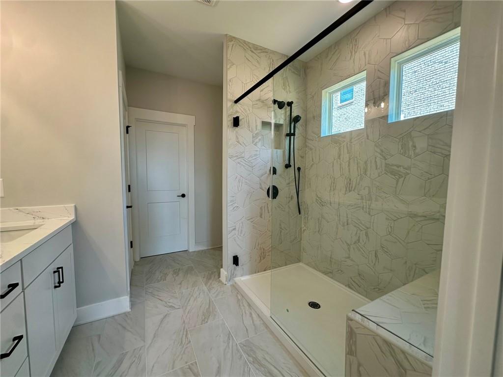 7037 Manchester Drive, Flowery Branch, Georgia image 14