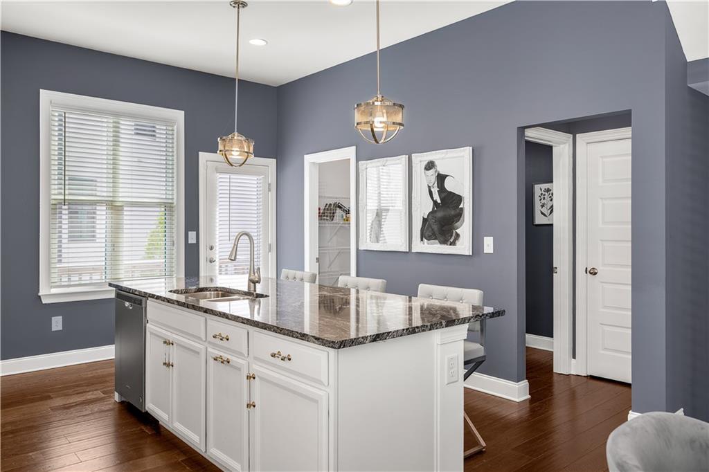 2013 Rockledge Road, Atlanta, Georgia image 7