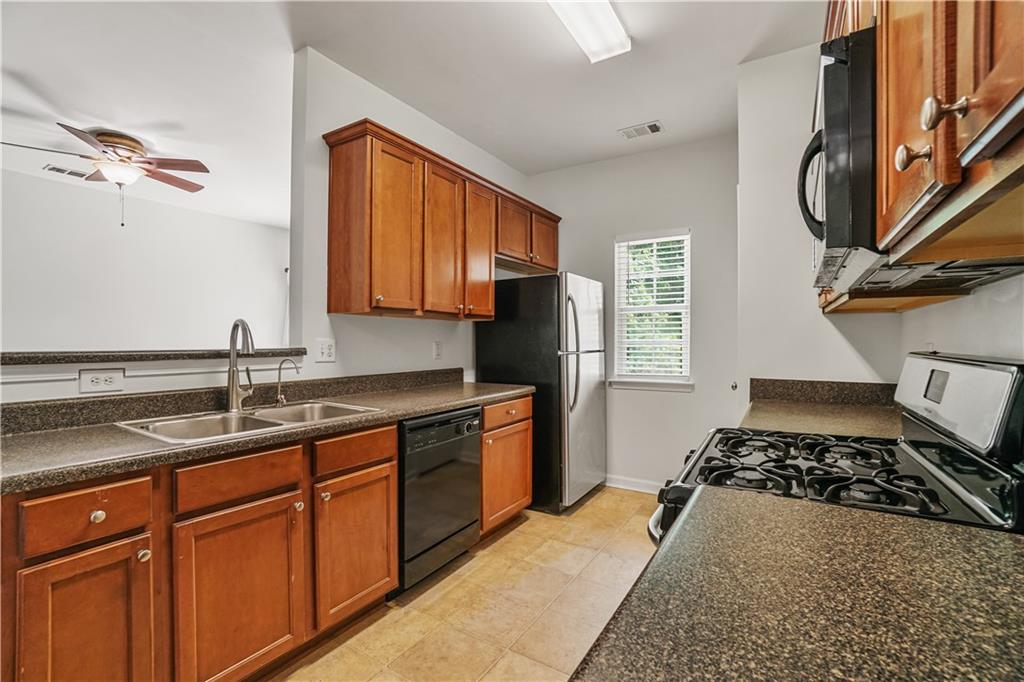 1406 Dolcetto Trace #13, Kennesaw, Georgia image 7