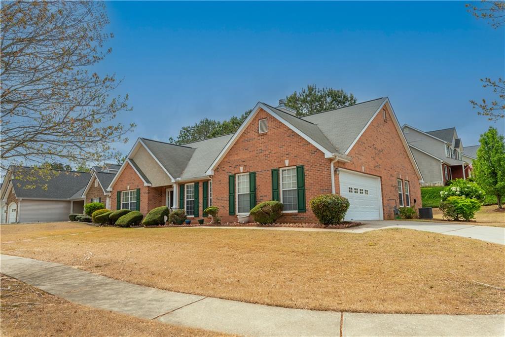 5780 Village Loop Loop, Fairburn, Georgia image 2