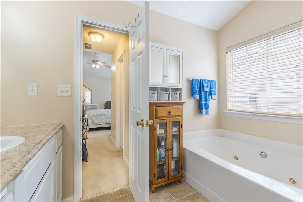 5780 Village Loop Loop, Fairburn, Georgia image 11