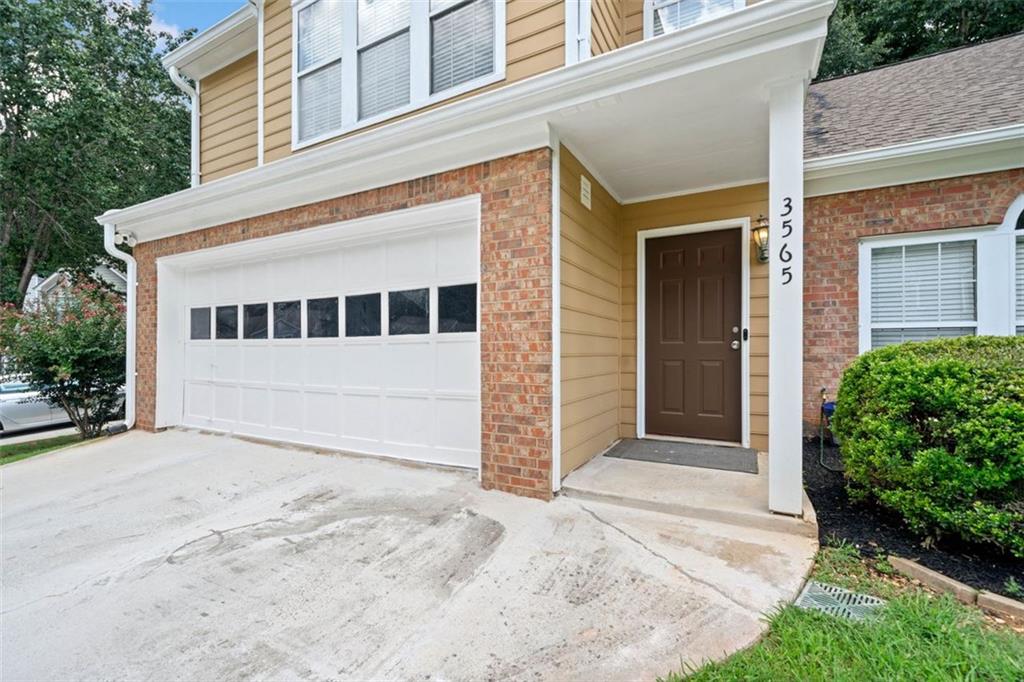 3565 PARK BLUFF Lane
