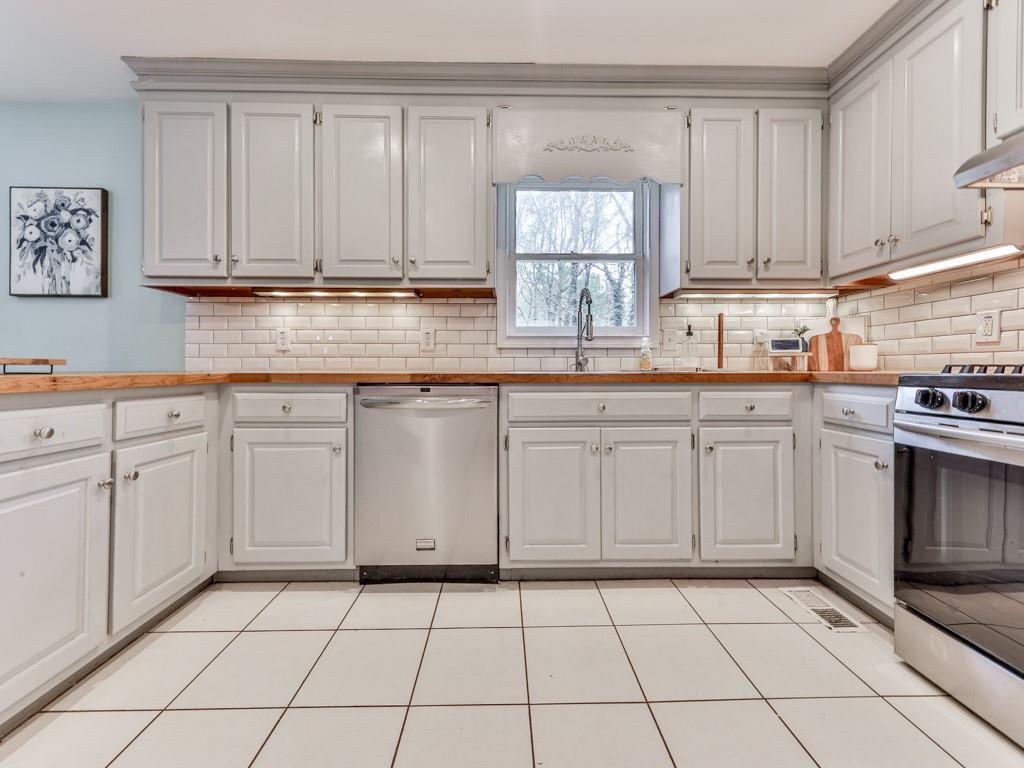 841 Butterworth Road, Canton, Georgia image 11