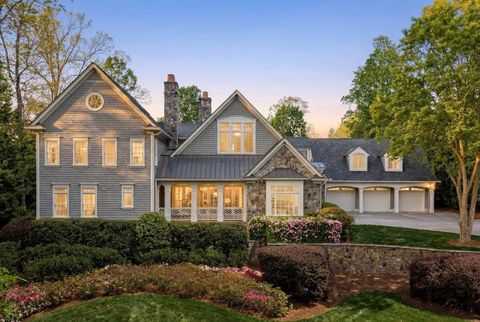 Photo of 516 Tara Trail, Atlanta, GA 30327 (MLS # 7750099)