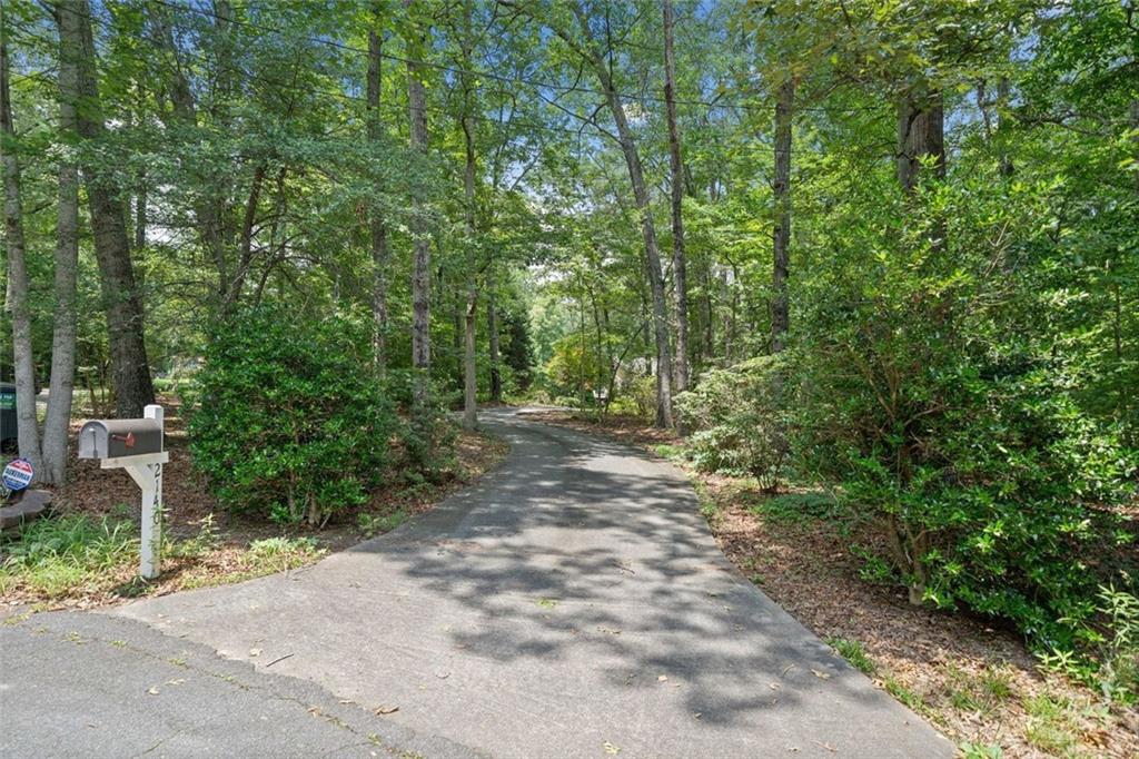 2140 Old Orchard Lane