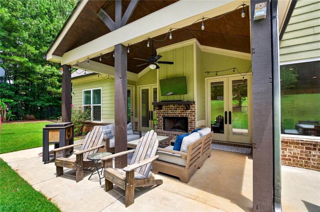 845 Walnut River Trail