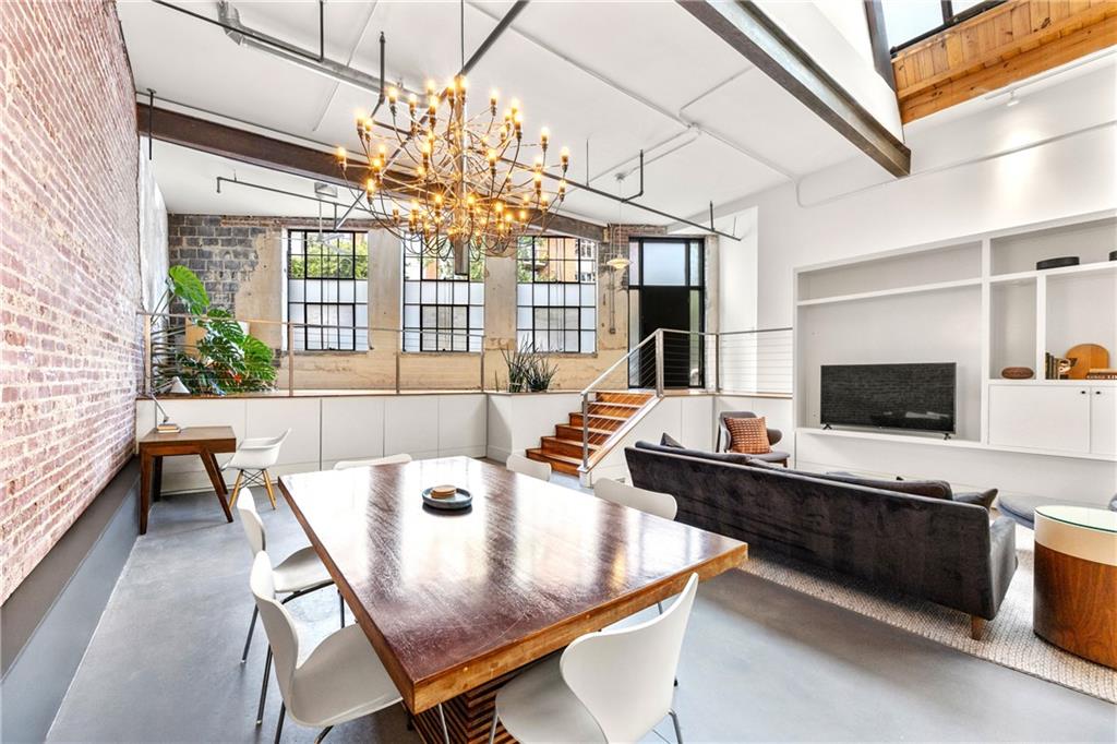 650 Glen Iris Drive NE 7