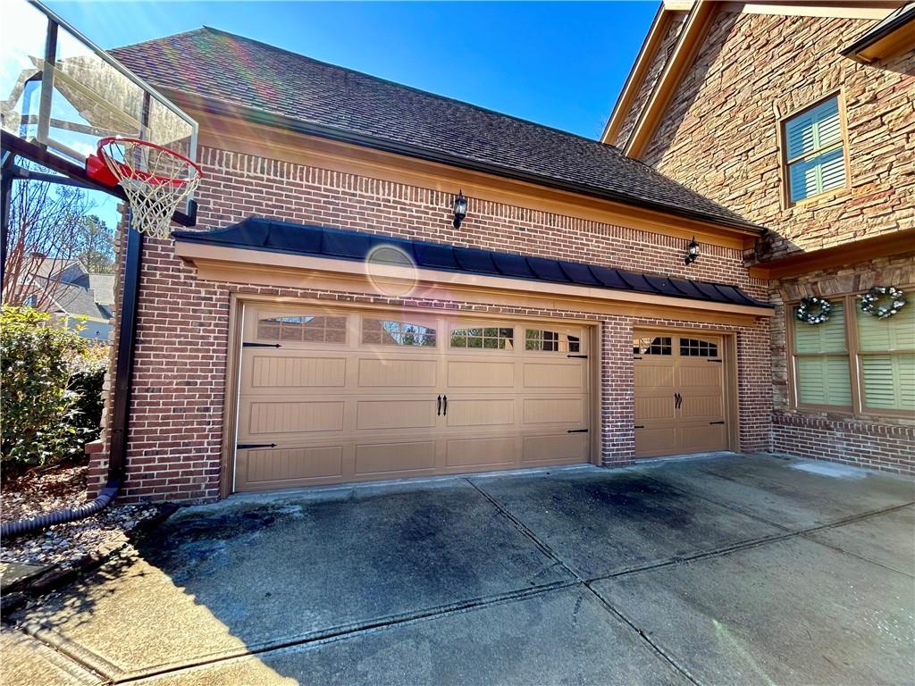 1516 Rocky River Drive