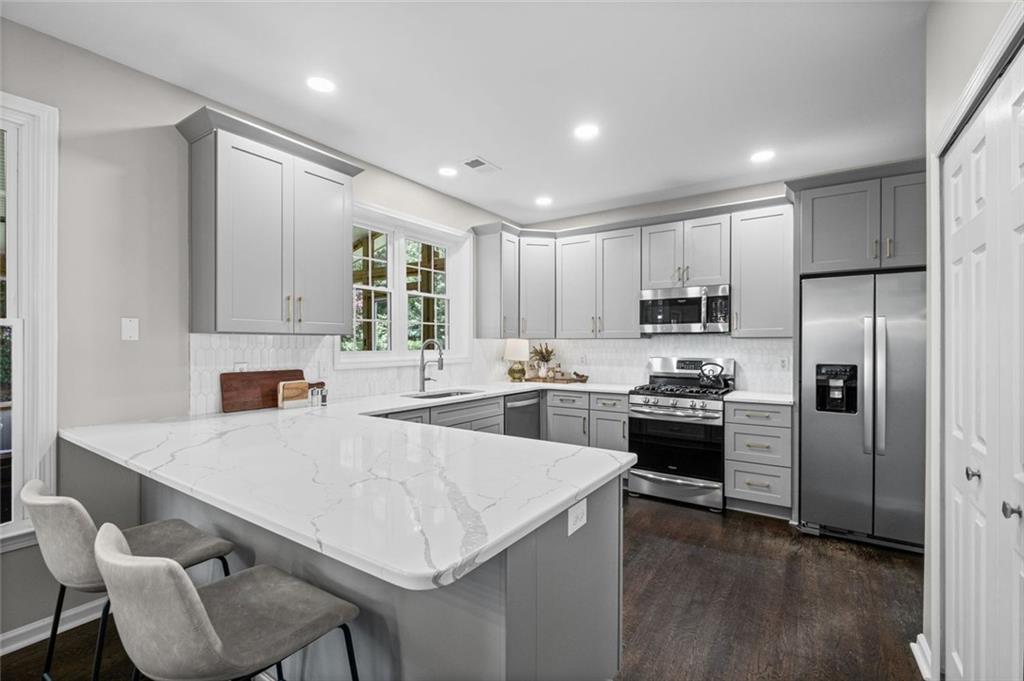 120 Quay Circle