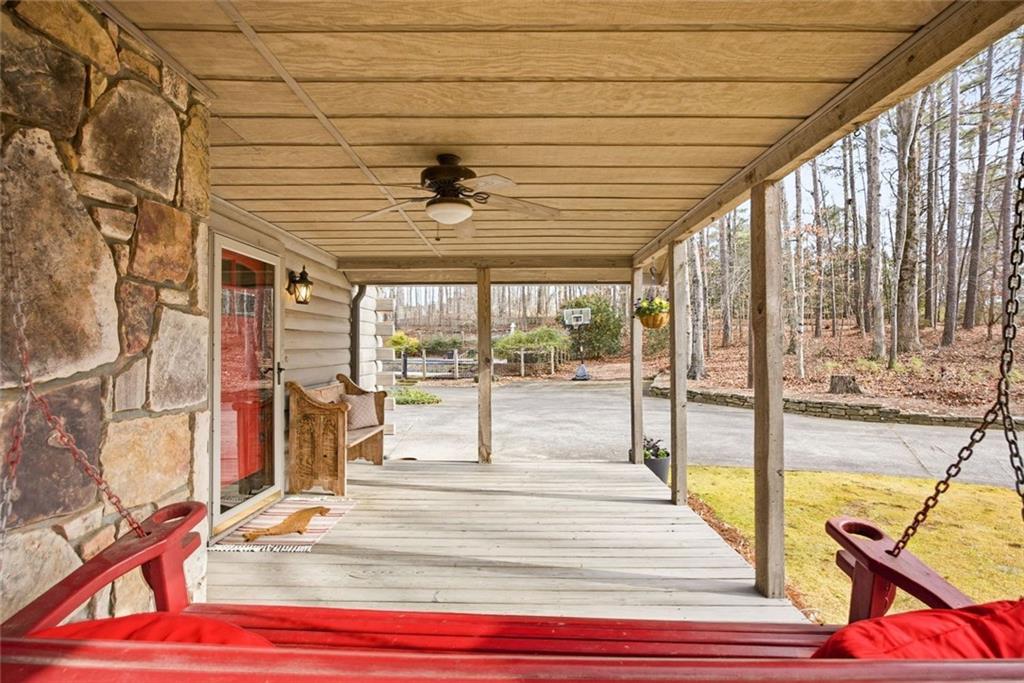 4038 Turnstone Drive NW