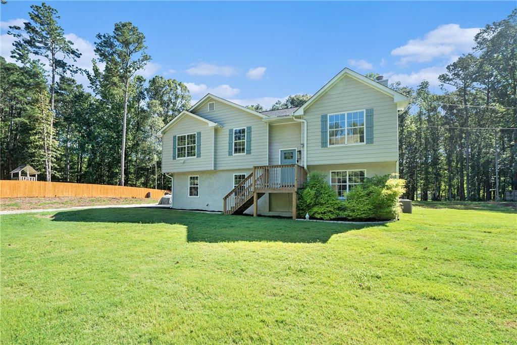 Turn-Key Ready 5BR/3BA Home in Loganville You do not want to miss out on this Turn Key renovated Home. Welcome to 720 Tom Brewer Rd, a beautifully renovated 5-bedroom, 3-bathroom home that’s turn-key ready. With 3 bedrooms on the main level and 2 additional bedrooms downstairs, this home offers a flexible layout perfect for families of all sizes. The main level features 3 spacious bedrooms and 2 full bathrooms, providing comfortable living with plenty of space. The lower level includes 2 additional bedrooms and 1 full bathroom, ideal for guests, a home office, or extra living space. Additional features include: Updated systems throughout the home Private backyard with room for outdoor activities No HOA, offering more freedom Conveniently located just minutes from Loganville High School, parks, shopping, and dining This home is ready for you to move in and enjoy! Don’t miss the opportunity to make this beautifully renovated property your own