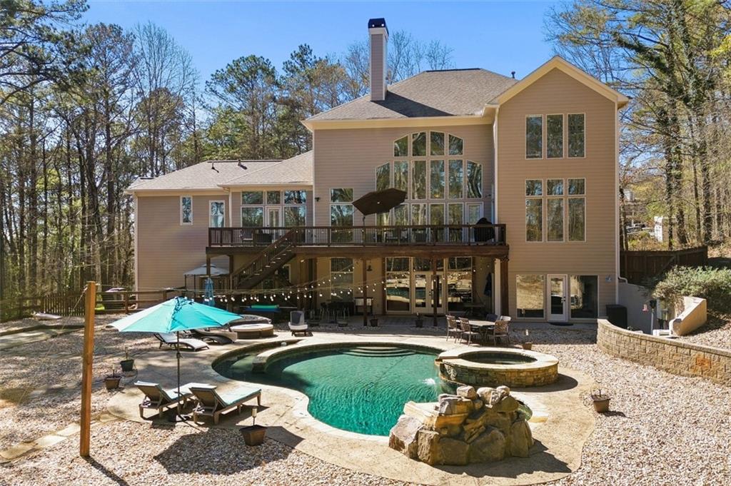 950 Casteel Road