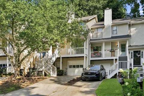 Townhouse For Sale - 2226 Spring Walk Court<br/> Atlanta, GA 30341