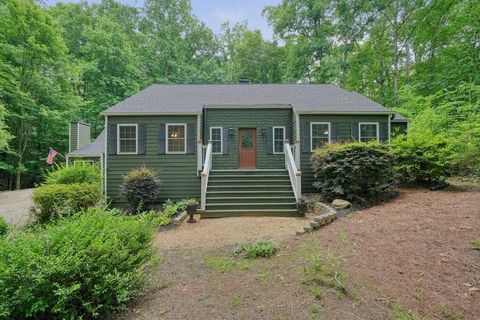 Homes For Sale - 3620 Brookhill Circle<br/> Marietta, GA 30062