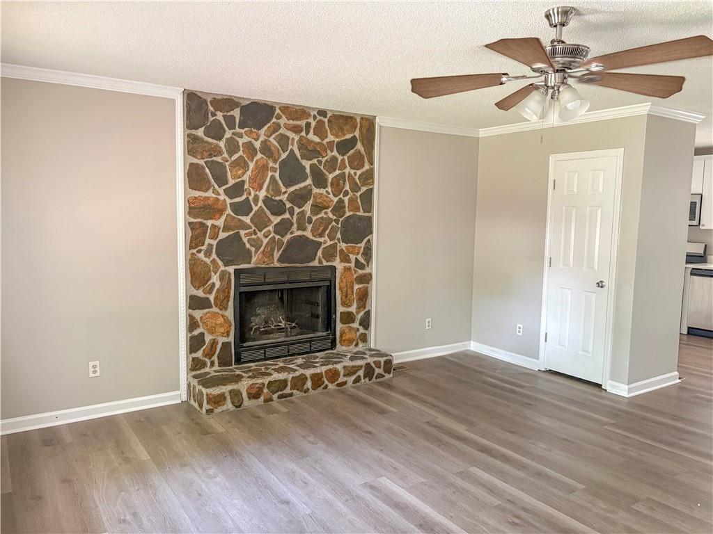 385 Nectarine Drive