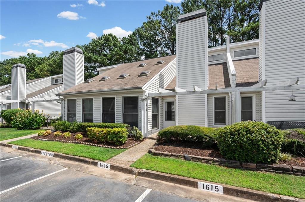 1615 Homestead Trail