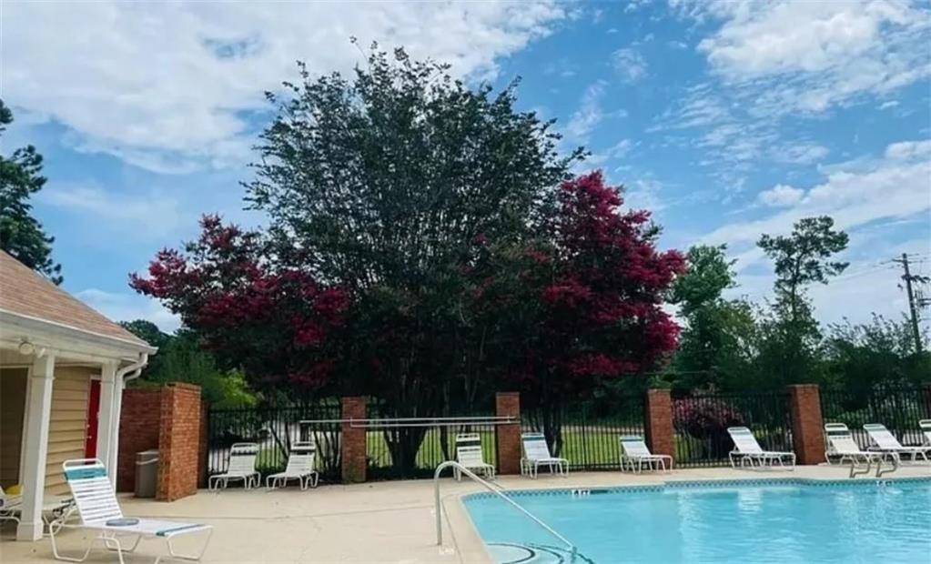 130 Holcomb Ferry Road