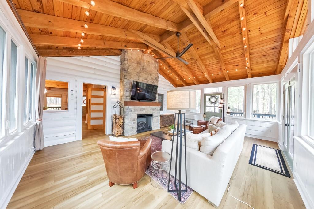 5234 Dewberry Road NW