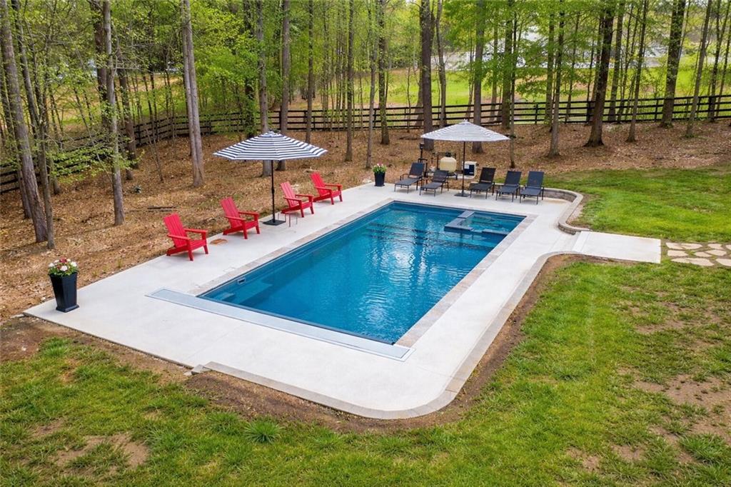 5234 Dewberry Road NW