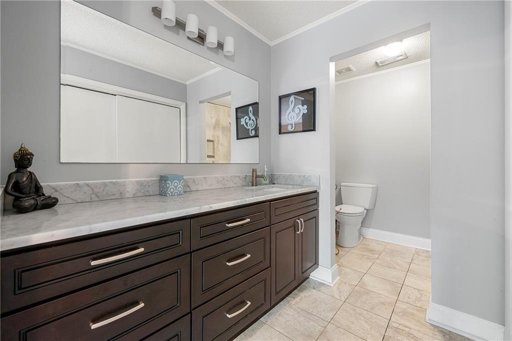 PINECREST 1 - Residential
