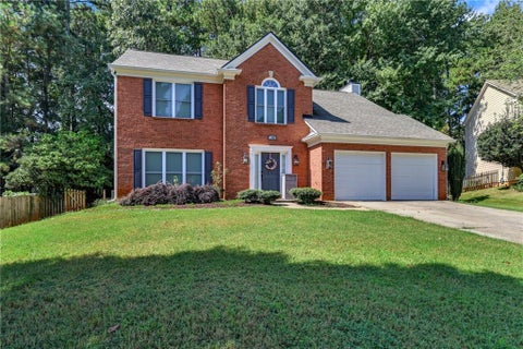 Homes For Sale - 1934 Mclennon Court<br/> Lawrenceville, GA 30043
