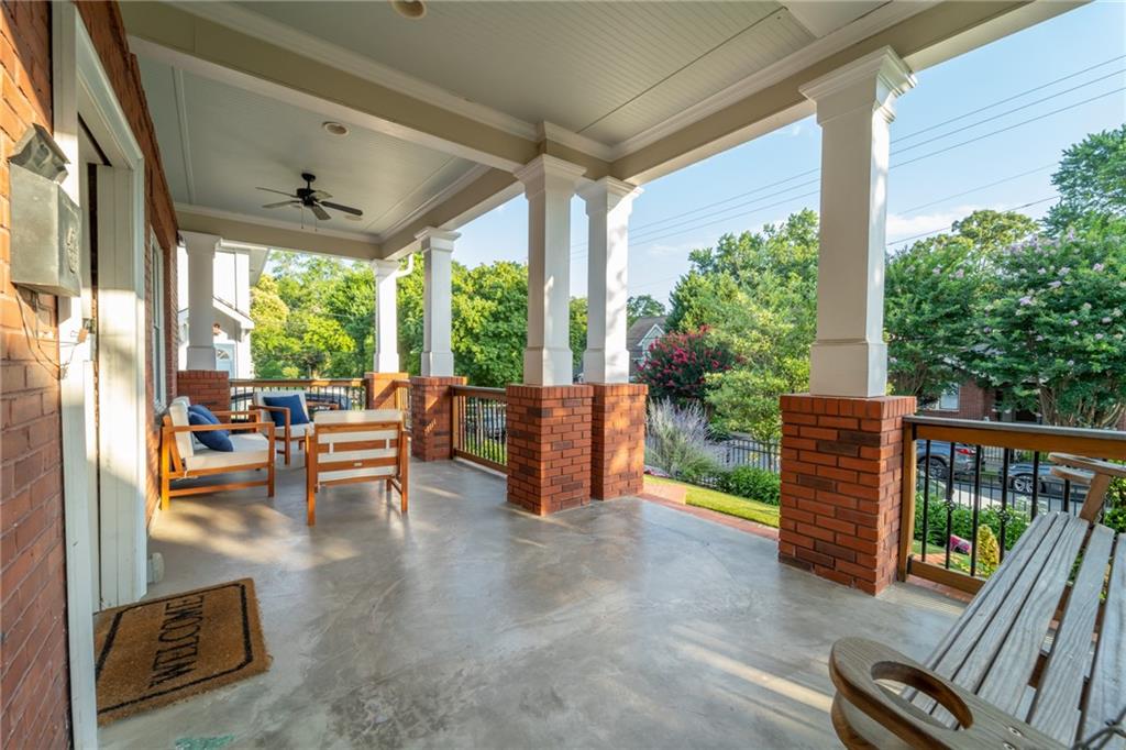 781 Greenwood Avenue NE