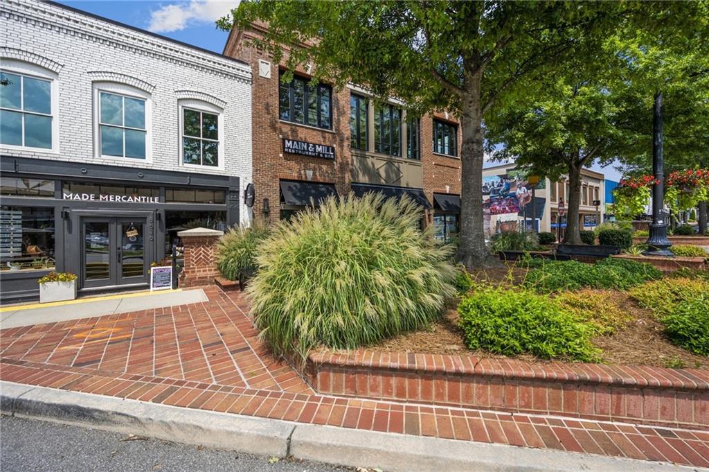 Downtown Woodstock - Residential
