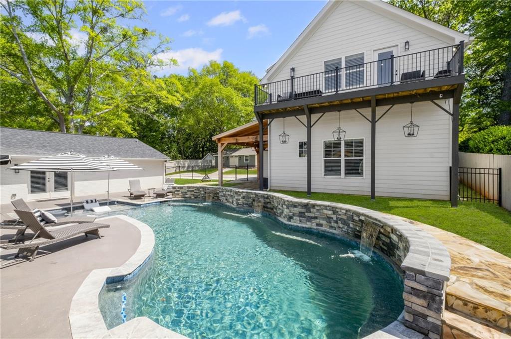 Downtown Woodstock - Residential