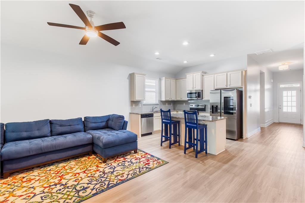 518 Vandenburg Drive