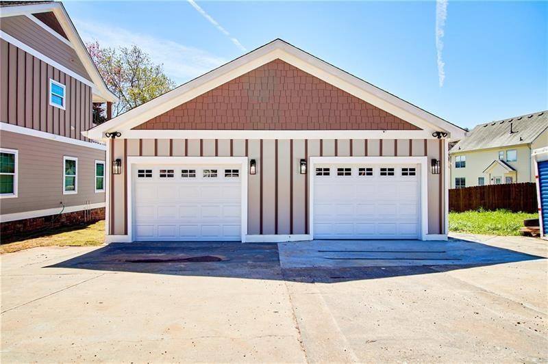 290 VALLEY HILL Road SW