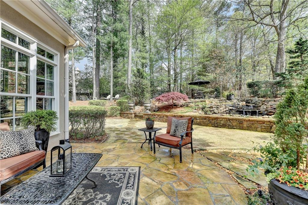 803 Amerden Ponds Court, Johns Creek, Georgia image 8