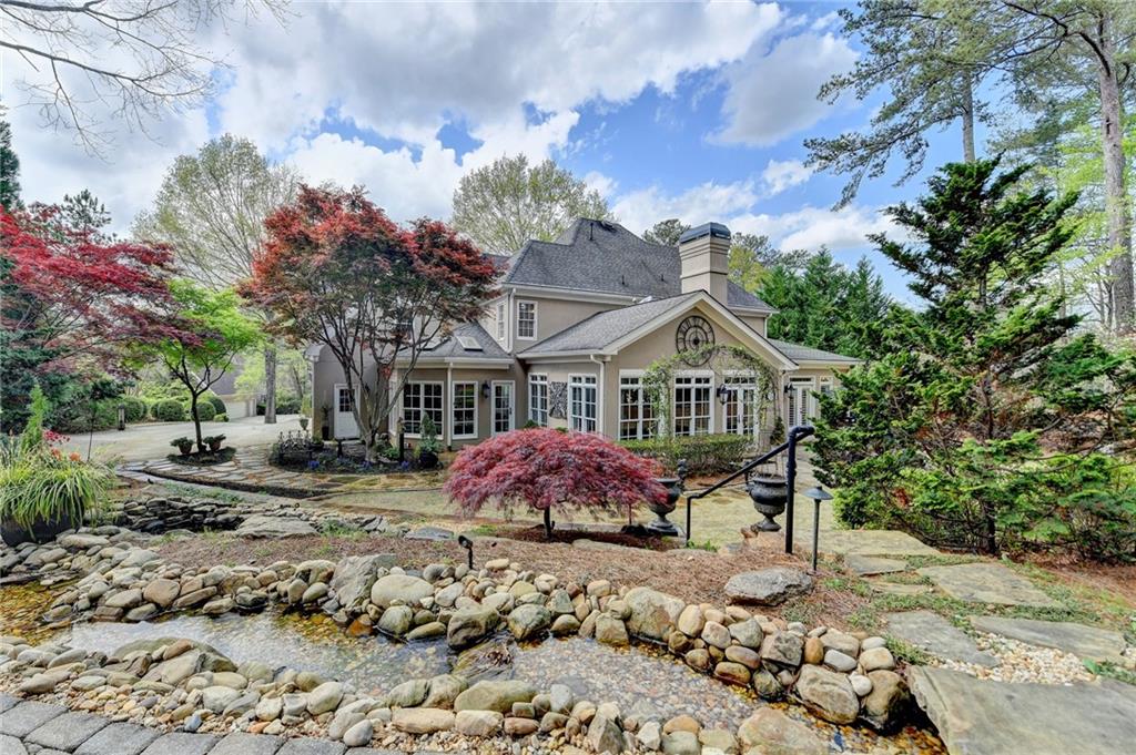 803 Amerden Ponds Court, Johns Creek, Georgia image 12