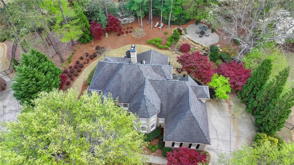 803 Amerden Ponds Court, Johns Creek, Georgia image 4