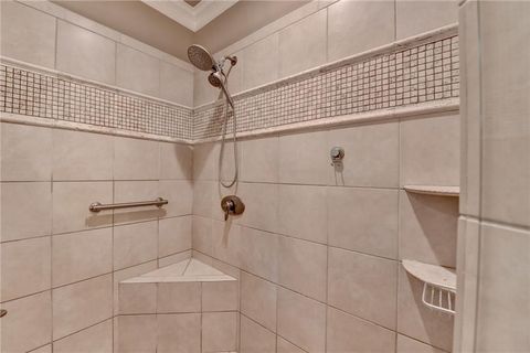 listing image 50