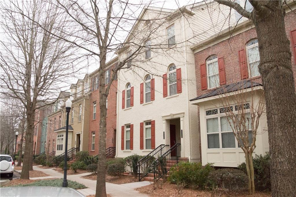 Charming 3-Bedroom, 3.5-Bathroom Townhome in Prime Alpharetta Location
This beautifully updated townhome is nestled in a quiet and friendly neighborhood, just minutes from Northpoint Mall, GA 400, Avalon, and the vibrant downtown Alpharetta. Enjoy the convenience of walking to nearby restaurants, shops, green spaces, and scenic jogging trails.
Step inside to discover an inviting open floor plan with gleaming hardwood floors and a cozy fireplace in the living area. The chef’s kitchen is a standout, featuring a spacious island and modern appliances, making meal prep a delight. A separate dining room on the main level offers flexibility as a second living room, home office, or playroom.
The spacious layout includes 3 generous bedrooms and 3.5 bathrooms, providing ample room for family or guests. Additional features include a washer, dryer, refrigerator, stove, oven, and microwave – all included for your convenience.
For added ease, there’s plenty of street parking for extra vehicles or guests. With gas and trash pickup also covered, this home offers comfort and convenience in an unbeatable location.
Don’t miss out on this perfect blend of style, comfort, and location. Schedule your showing today!