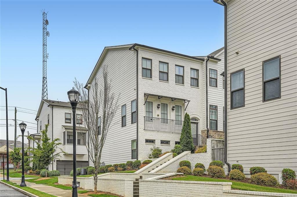 1780 Morningtide Lane NE