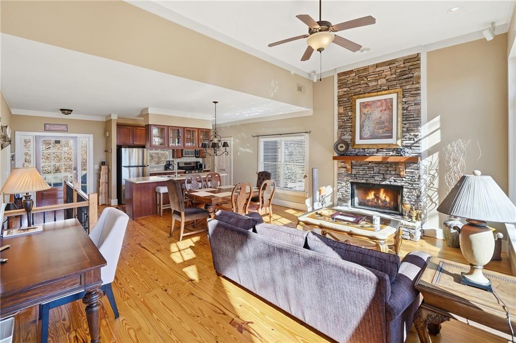 425 Sanderlin Mountain Drive