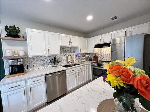 Townhouse For Sale - 6729 Gallant Court Se<br/> Mableton, GA 30126