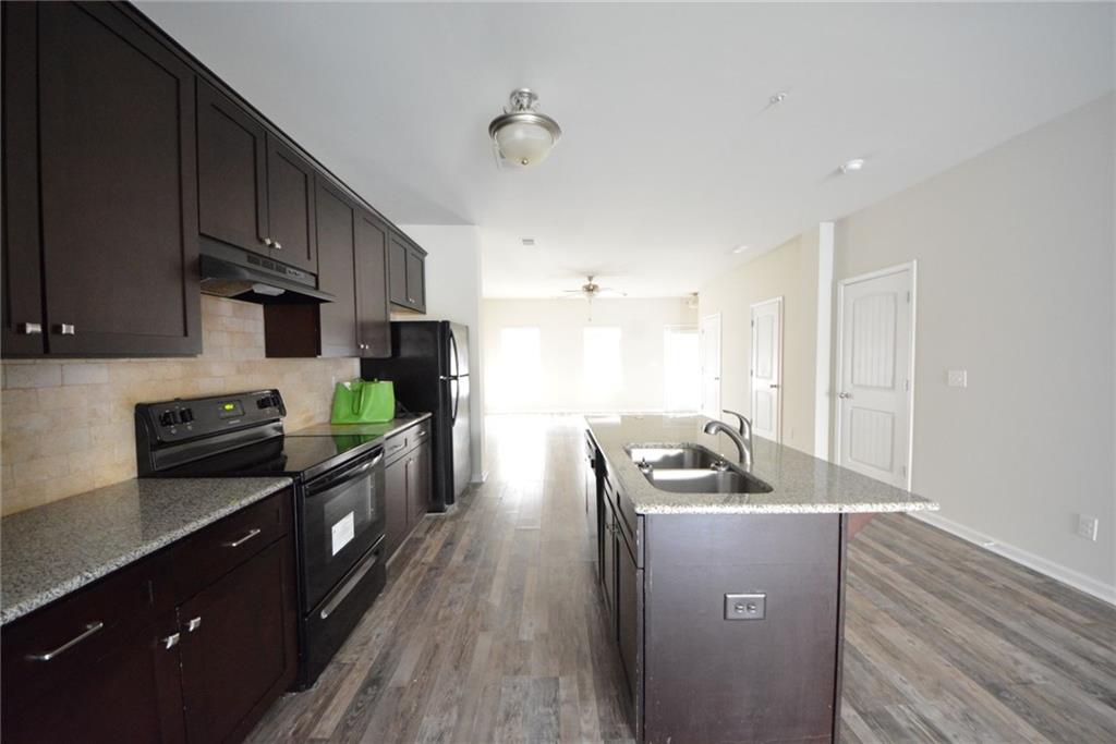 The Gardens At Lovejoy - Residential