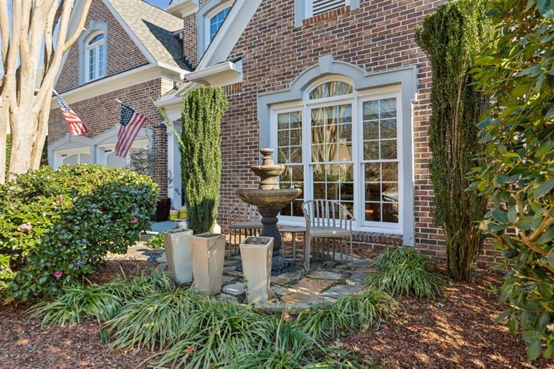 1239 Bonshaw Trail, Marietta, Georgia image 4